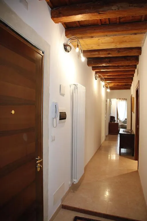 Centre 2 bedroom Flat Vérone 0*,  Italie